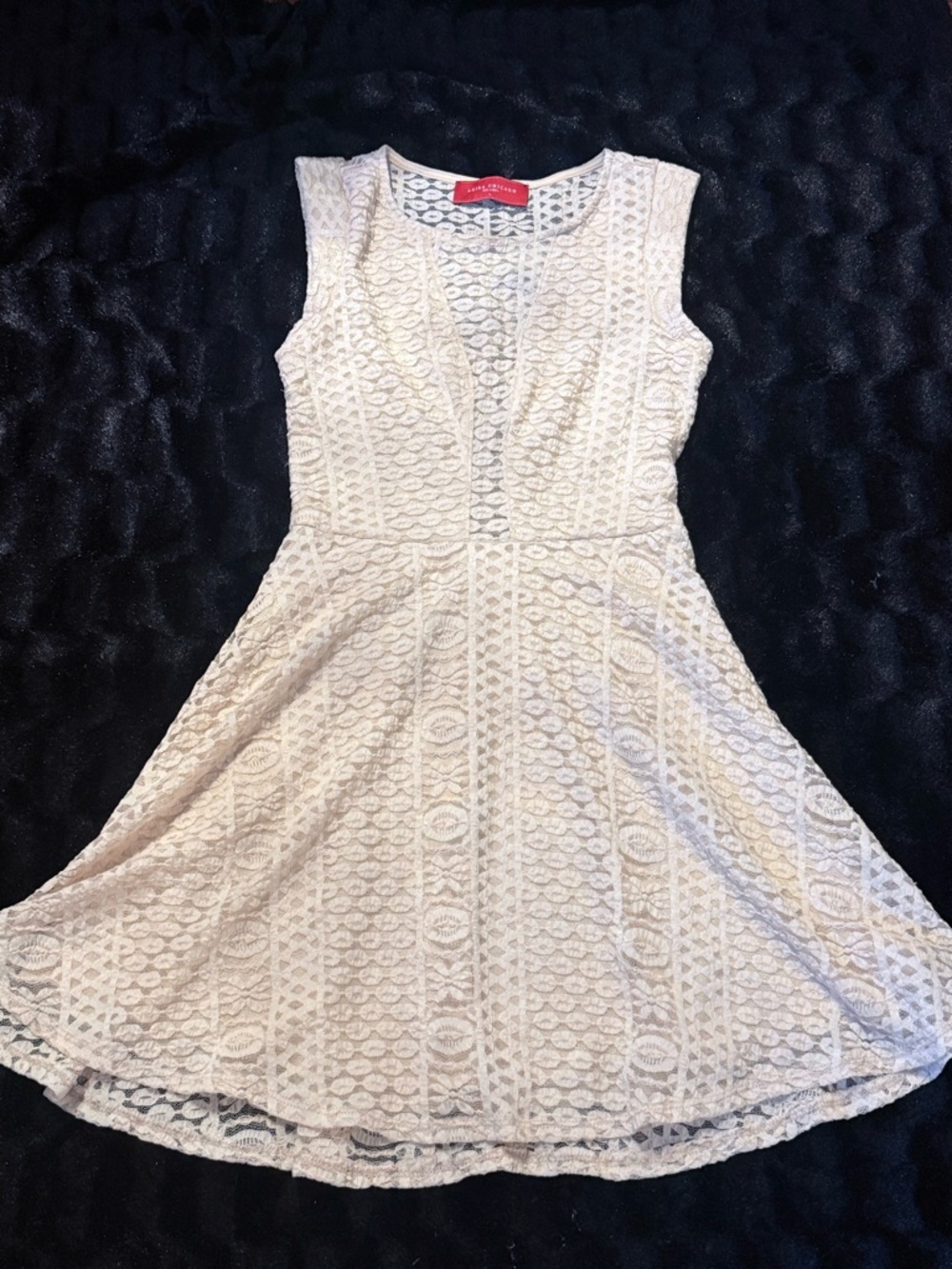 Sleeveless Cream Lace Mini Dress with V-Neck